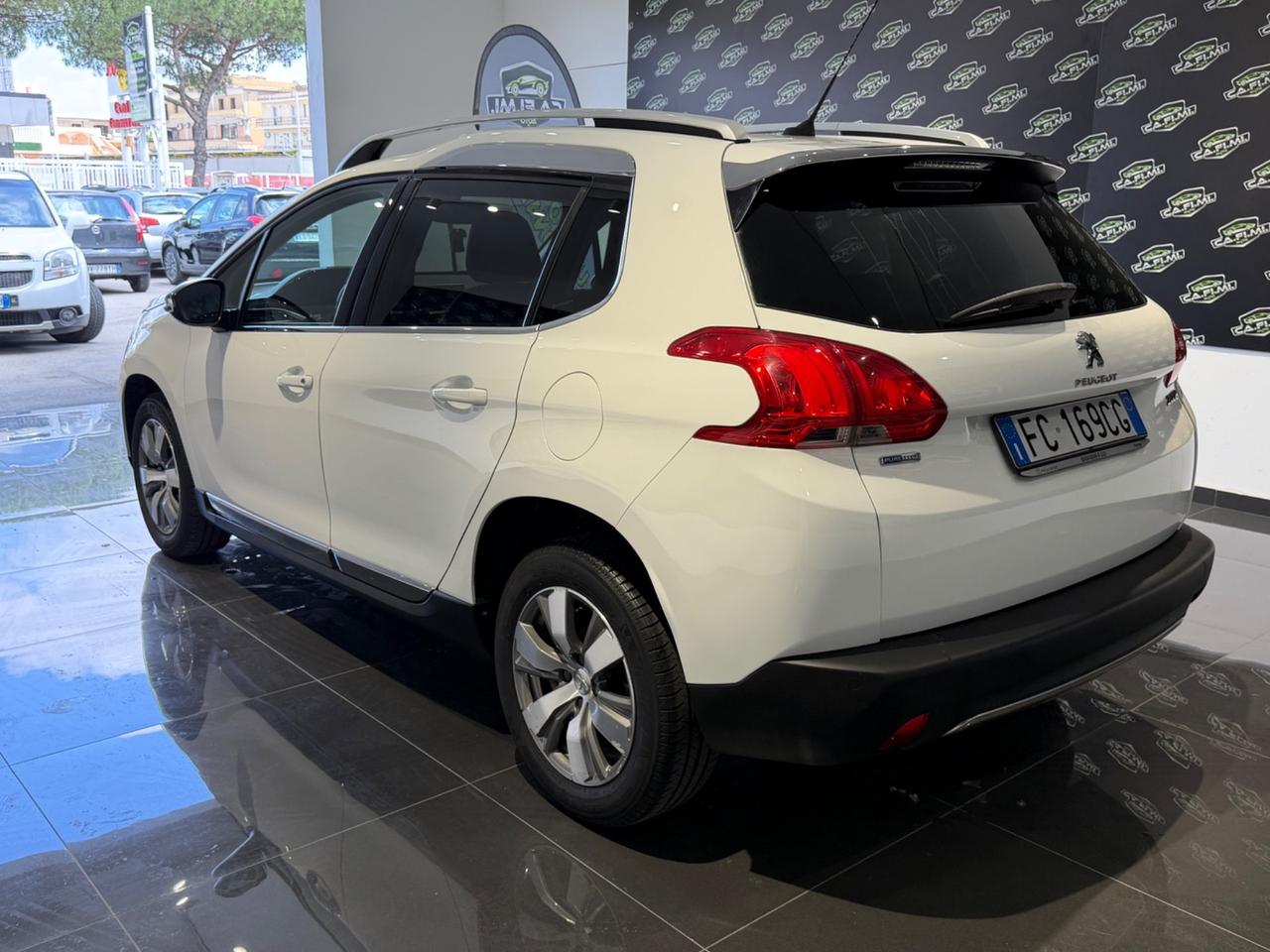 Peugeot 2008 - 2016 1.2 PureTech 82 Allure