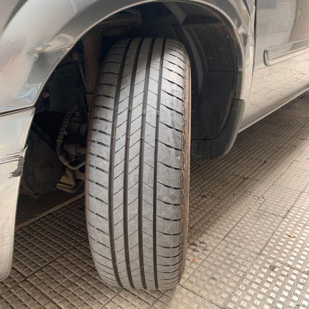 Chrysler Voyager 2.8 CRD cat LX **CAMBIO AUTOMATICO**
