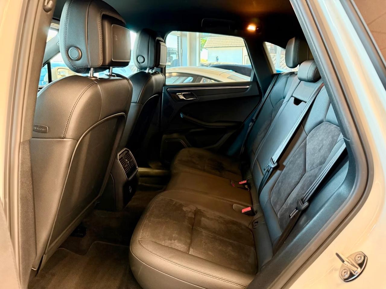 Porsche Macan 2.0 PDK / Telecamera/ Riscaldatore