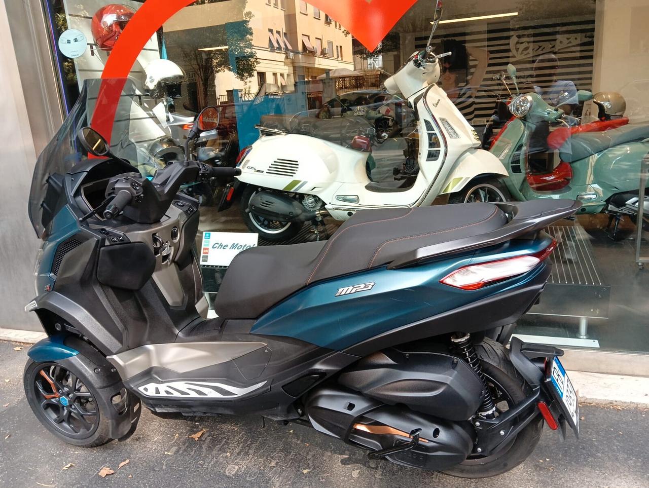 Piaggio MP3 530 hpe EXCLUSIVE