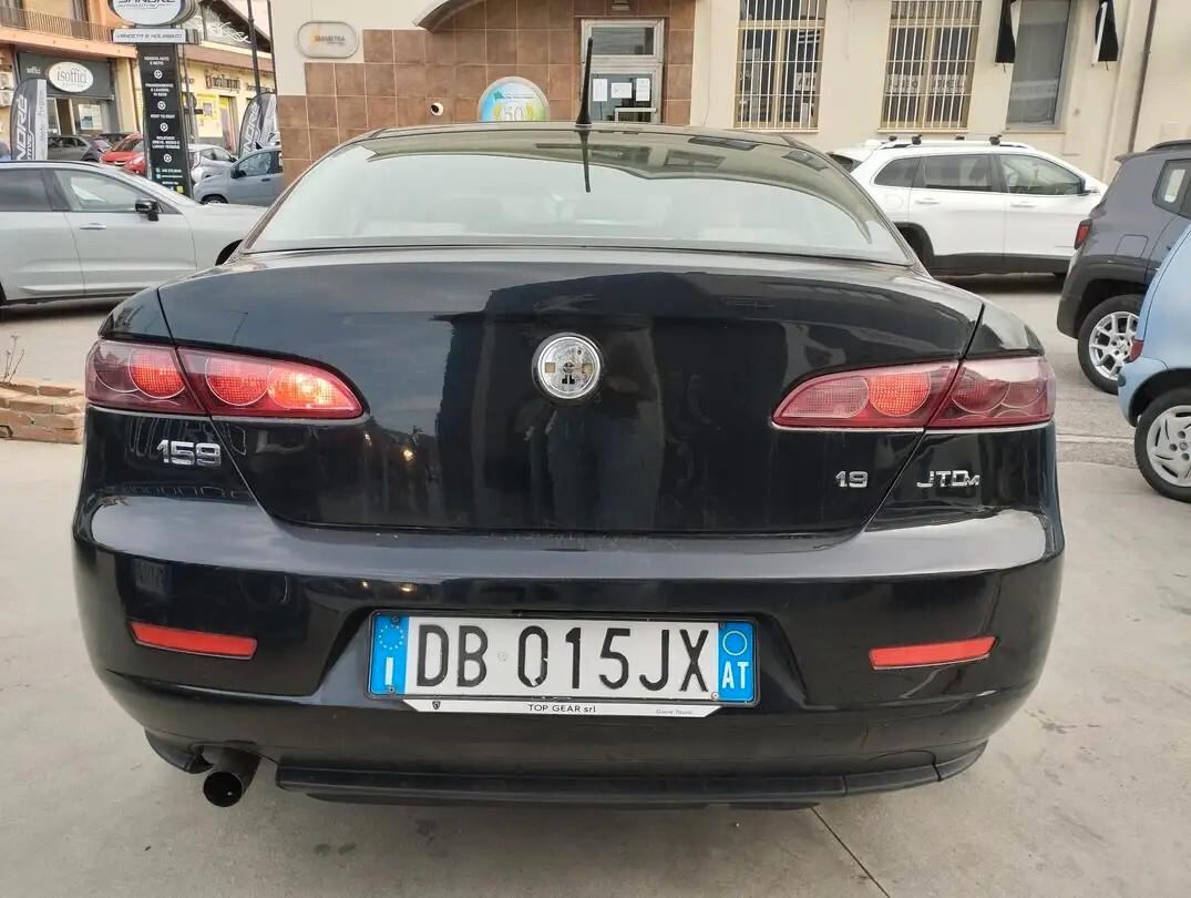 Alfa Romeo 159 1.9 JTDm 16V Exclusive