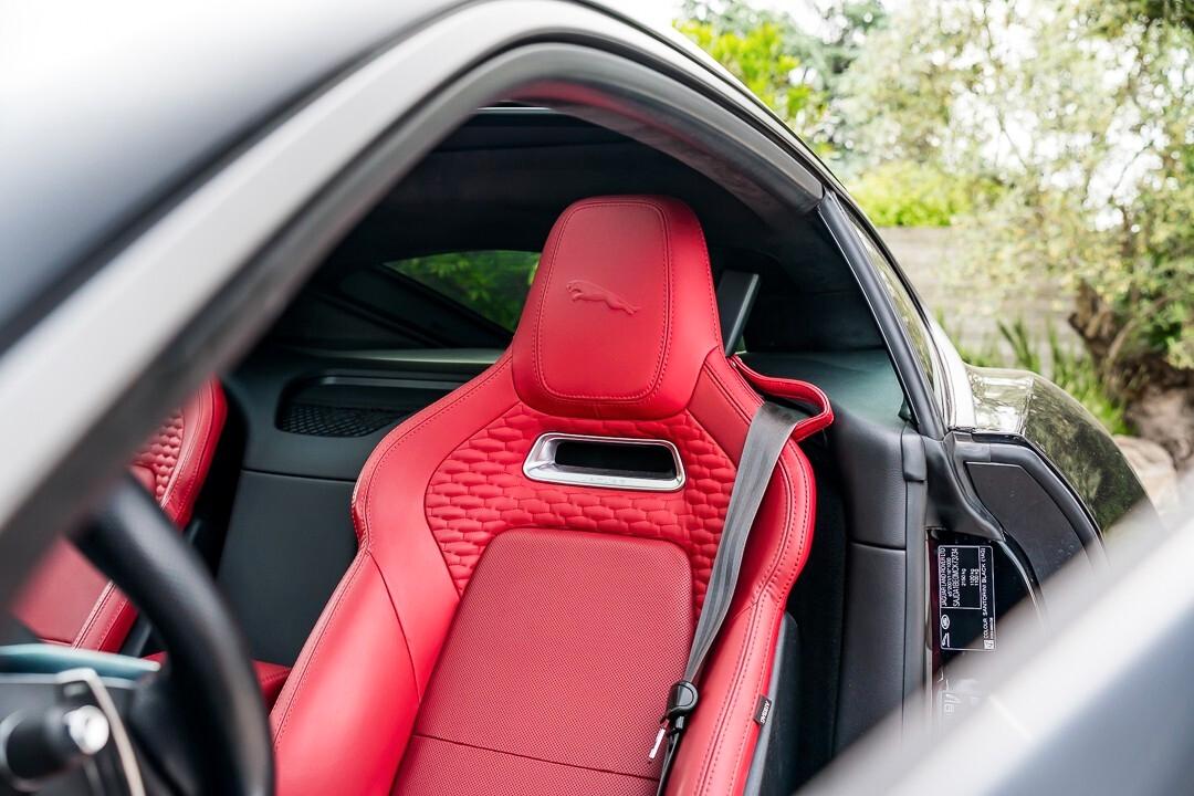 Jaguar F-Type 5.0 V8 First Edition 450 AWD