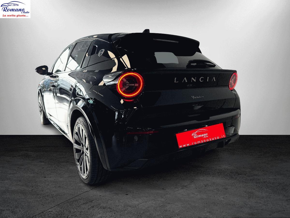 NEW LANCIA - Ypsilon - Hybrid e-DCT LX#PACK EXCLUSIVE