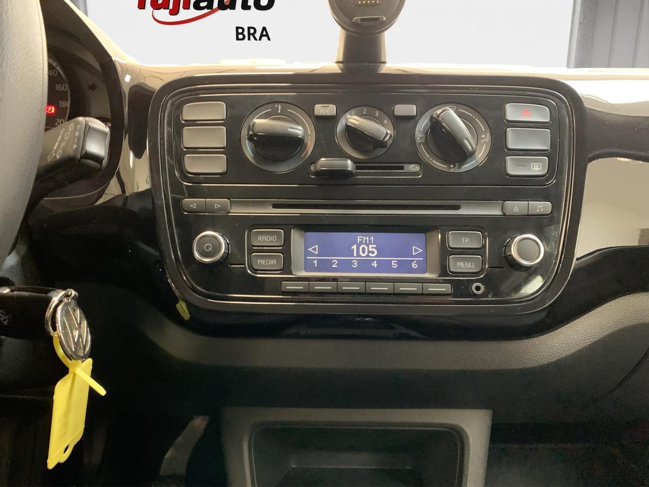 Volkswagen up! 5p 1.0 Club up! 75cv E6