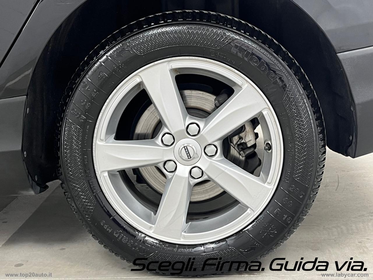 VOLVO V40 Cross Country D2 Kinetic|GANCIO TRAINO