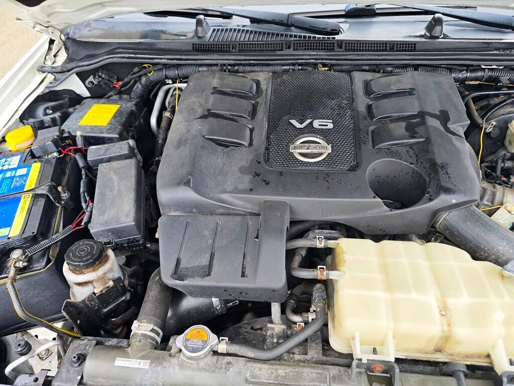 Nissan Navara 3.0 DCI V6 231CV "LE"