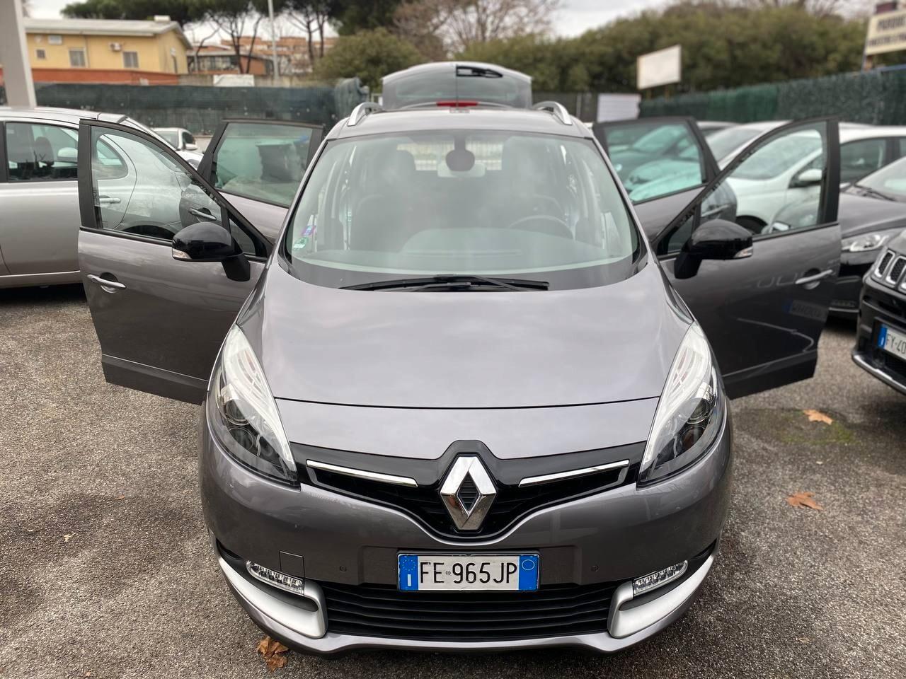 Renault Scenic Scénic XMod dCi 110 CV EDC Limited