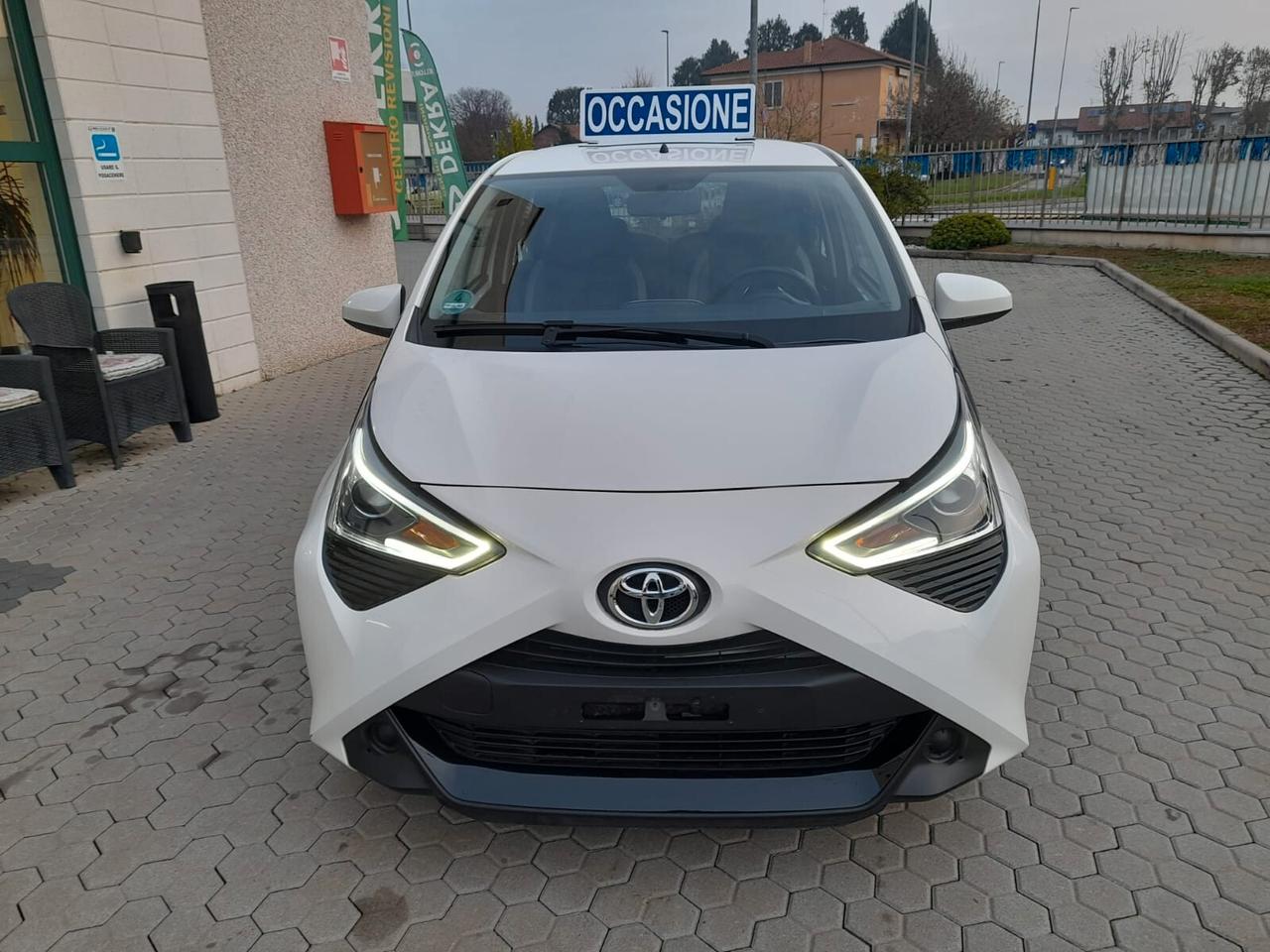 Toyota Aygo 1.0 VVT-i 72 CV 5 porte x-play