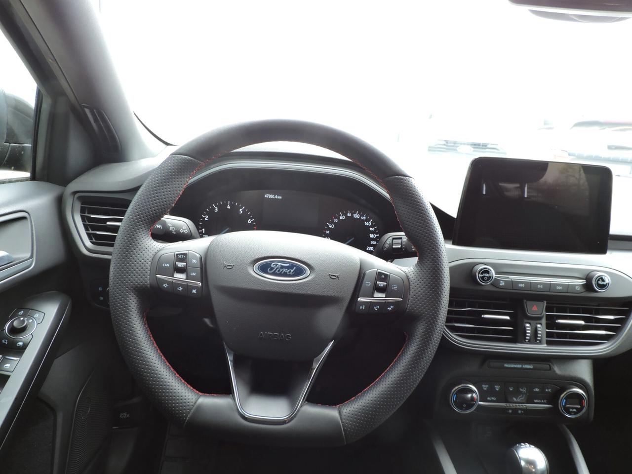 Ford Focus 1.0 EcoBoost Hybrid 125 CV 5p. ST-Line