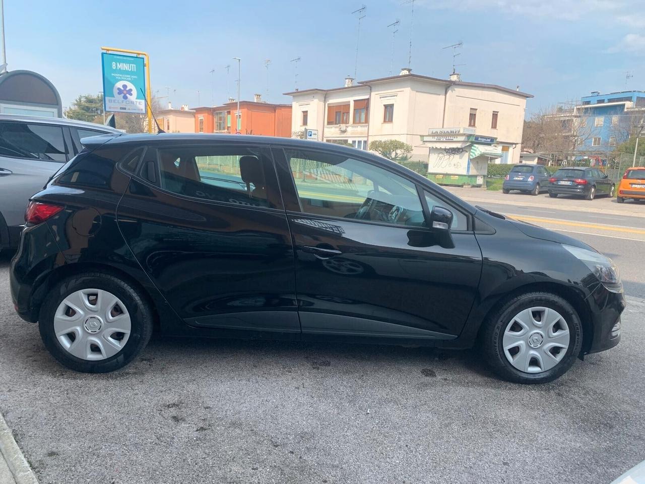 Renault Clio dCi 75CV 5p S&S Neopat.