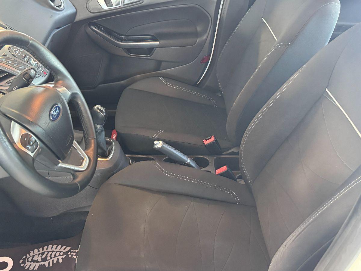 FORD Fiesta 1.5 TDCi 75CV 5p. 120.000 Km