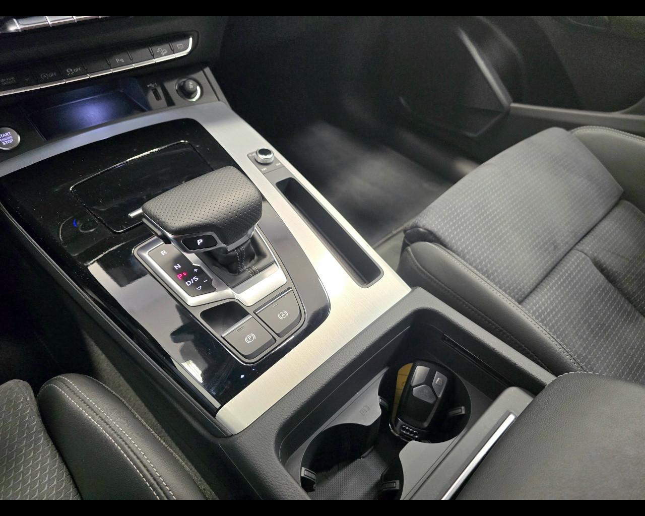 AUDI Q5 40 TDI MHEV S-TRONIC QUATTRO S-LINE