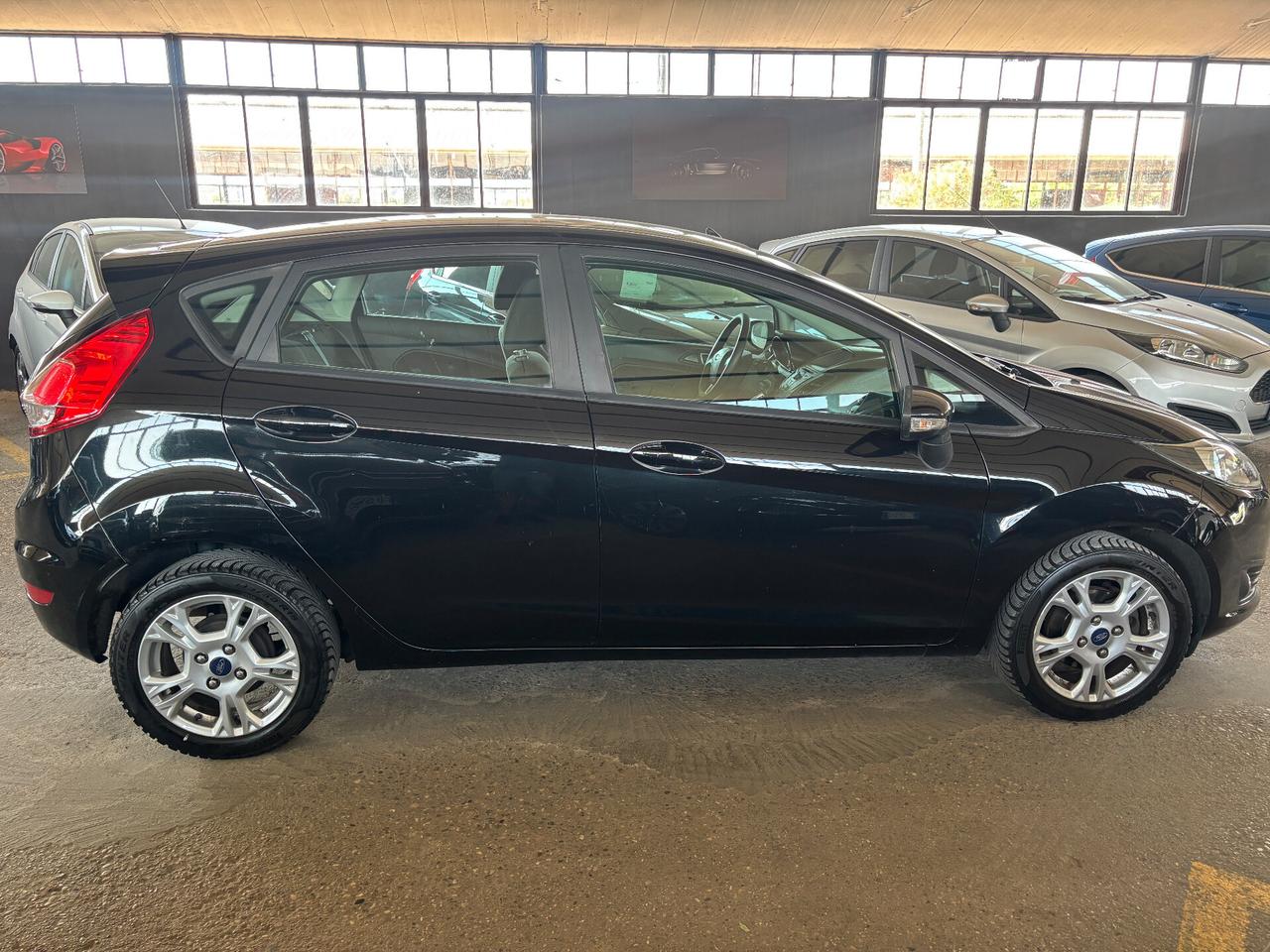 Ford Fiesta 1.4 5p. Bz.- GPL 71KW 92CV Titanium
