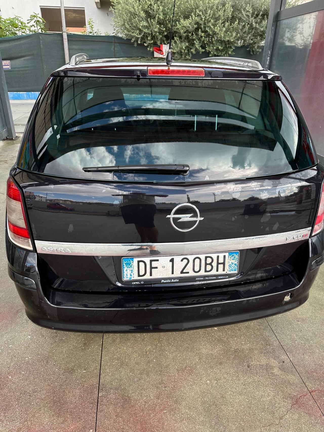 Opel Astra 1.7 CDTI 101CV Station Wagon Cosmo