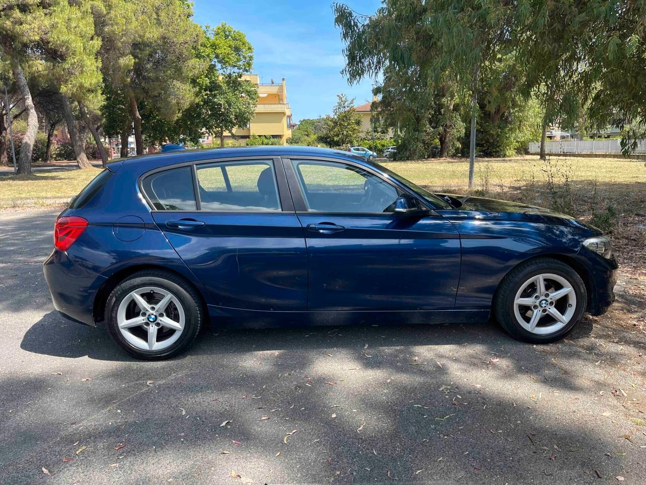 Bmw 116 116d Urban 5p 1.5 diesel Manuale NEOPATENTATI E6B