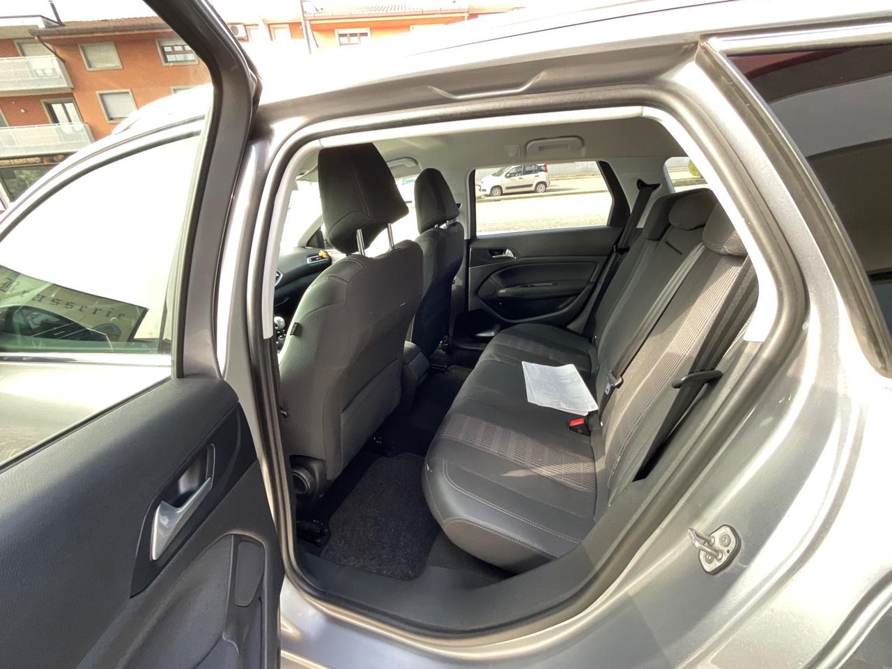 Peugeot 308 BlueHDi 120 S&S EAT6 GT Line