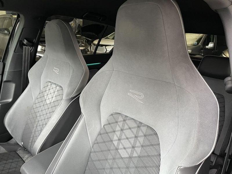 Volkswagen Golf Golf 2.0 TDI 150 CV DSG SCR R-Line