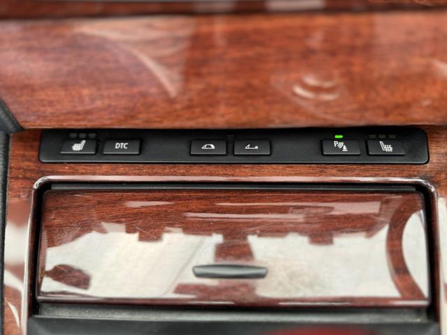 BMW 650 i 4.8 V8 367cv Cabrio INDIVIDUAL