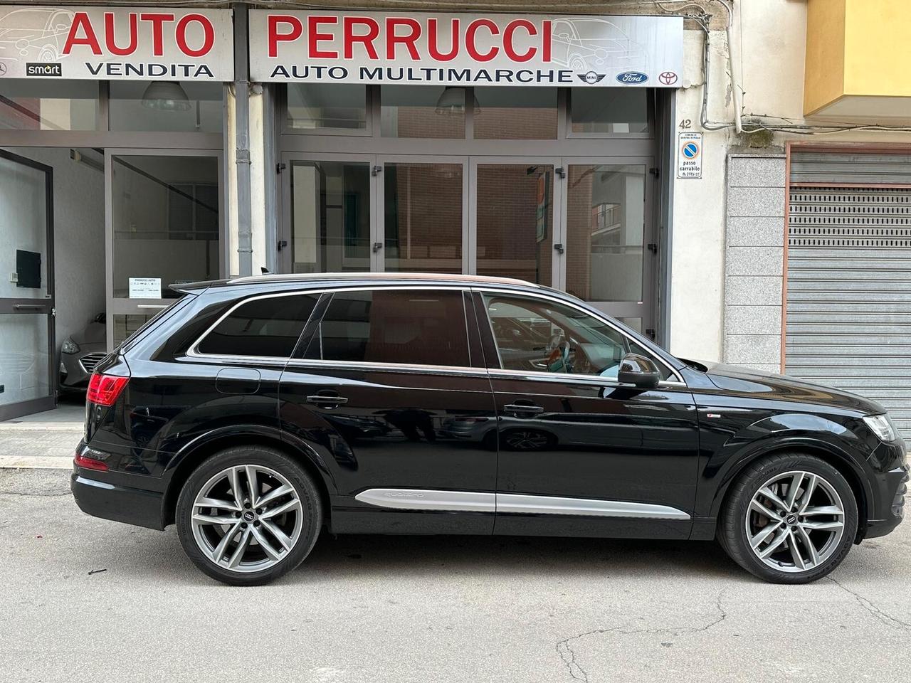 Audi Q7 3.0 272 CV quattro tiptronic S Line *FULL*