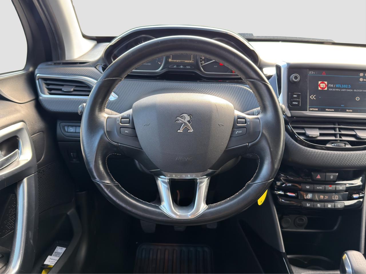 PEUGEOT 2008 PureTech 82 S&S Allure