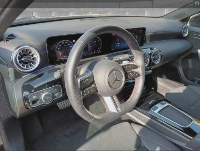 MERCEDES-BENZ A 180 d Automatic AMG Line Premium Plus