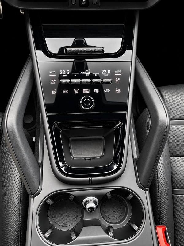 Porsche Cayenne Coupè Coupè 3.0 V6 e-hybrid 5p.ti tiptronic 470 CV