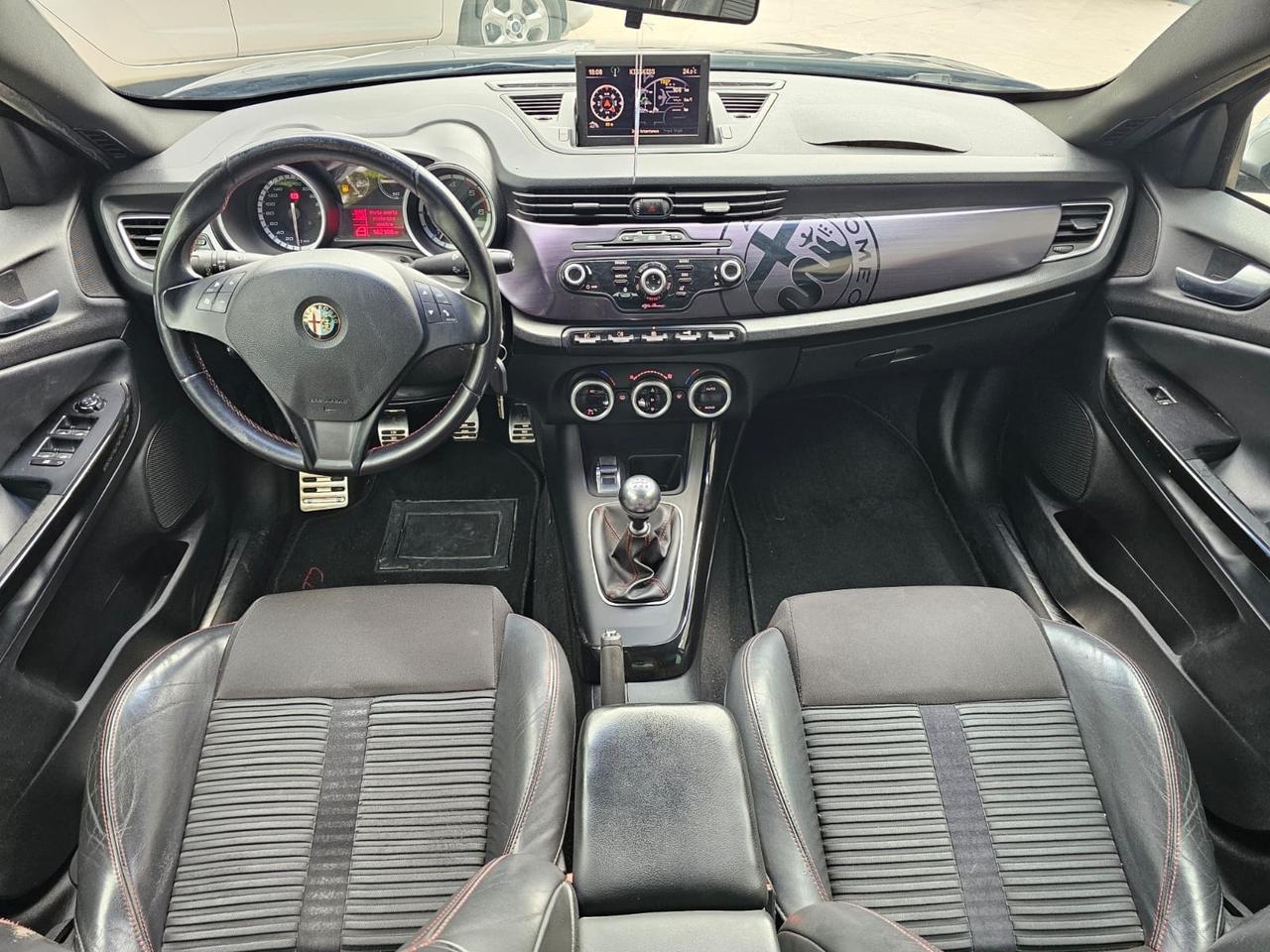Alfa Romeo Giulietta 2.0 JTDm-2 140 CV Exclusive