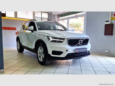 VOLVO XC40 T2 Geartronic Momentum Core CERT*UNIPRO