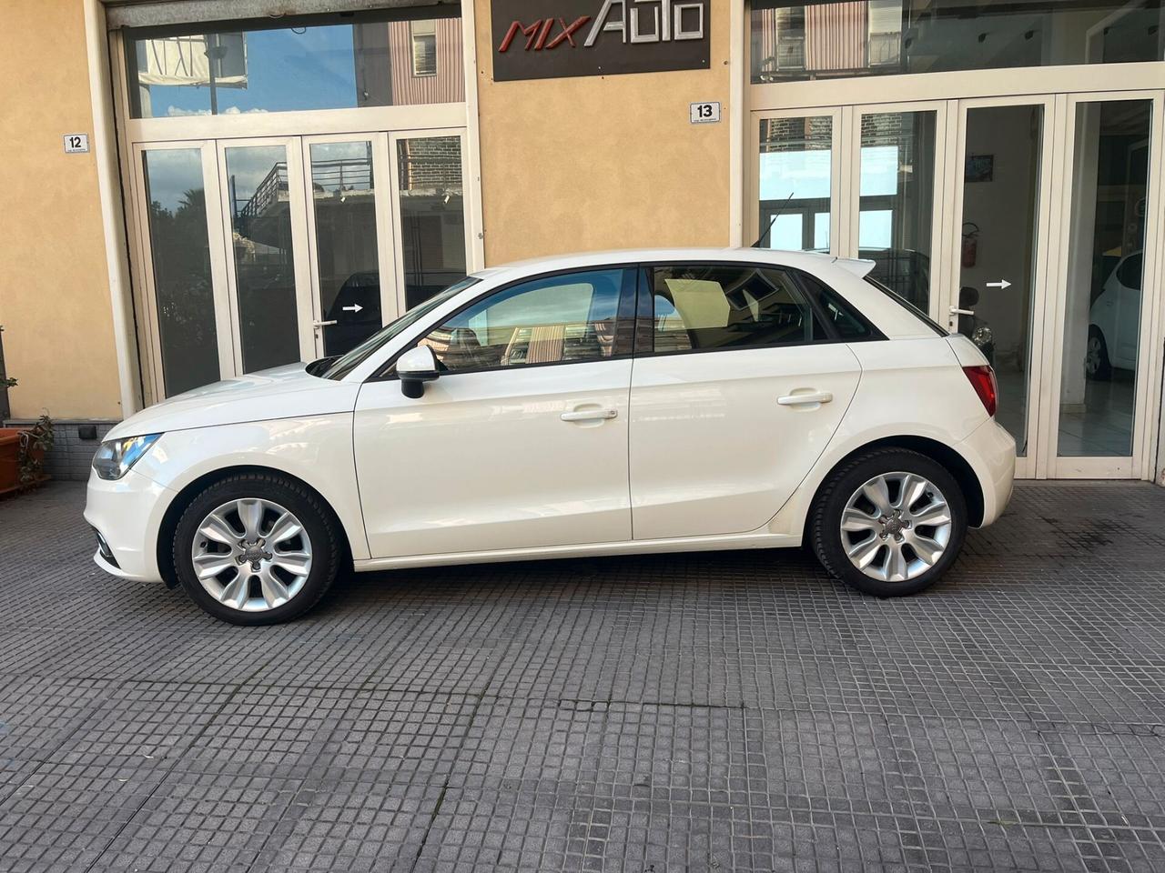 Audi A1 SPB 1.6 TDI Ambition 90c v