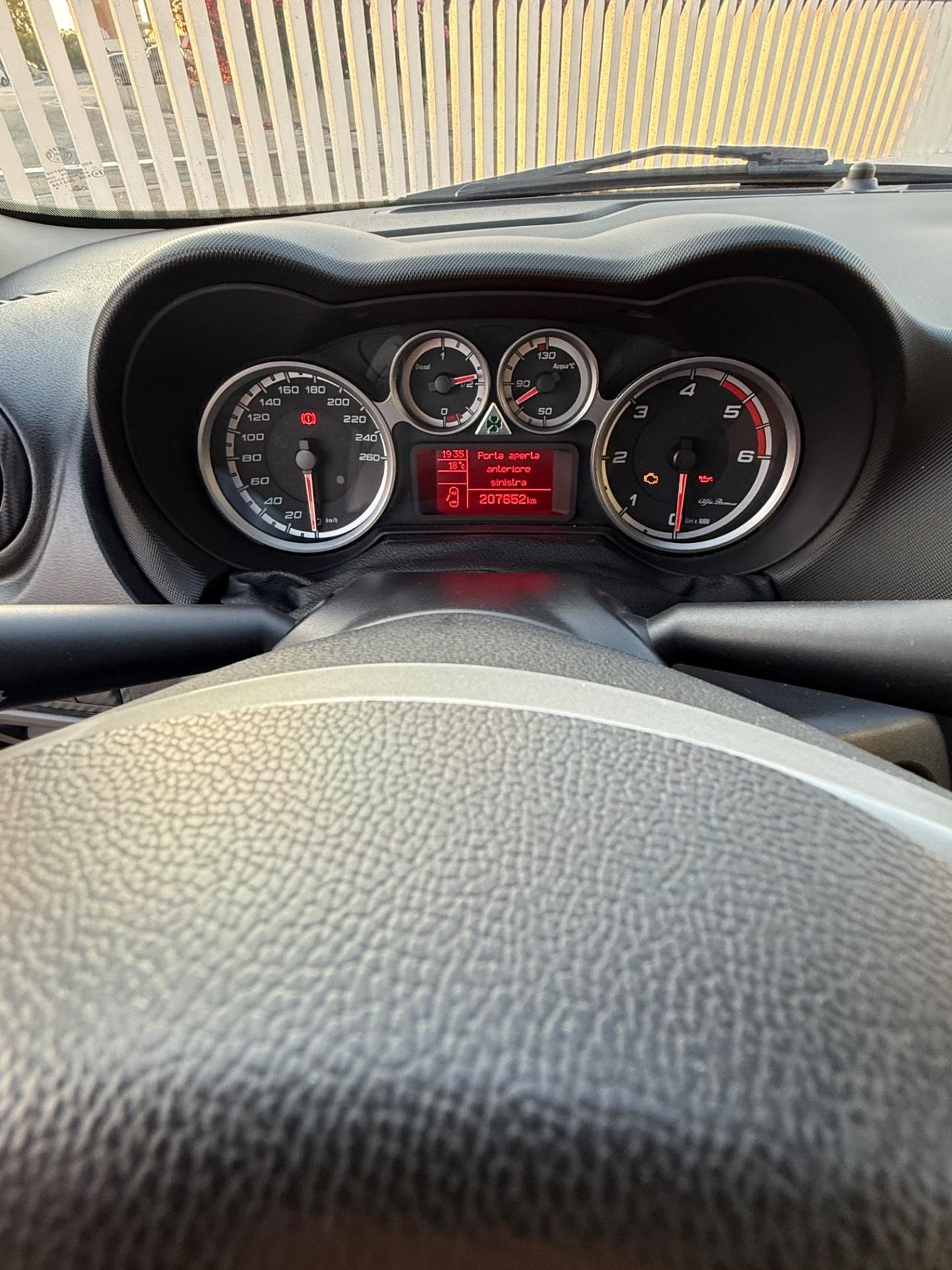 Alfa Romeo MiTo 1.3 JTDm 85 CV S&S Distinctive