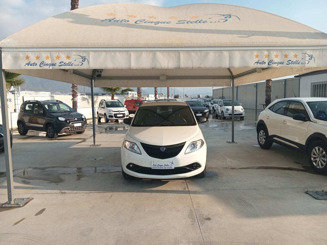 Ypsilon 1.2 C.V 69 PER NEO PATENTATI COME NUOVA