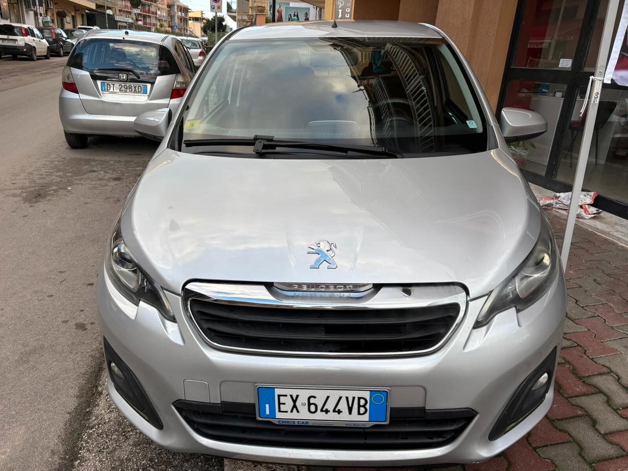 Peugeot 108 PureTech 82 5 porte Active