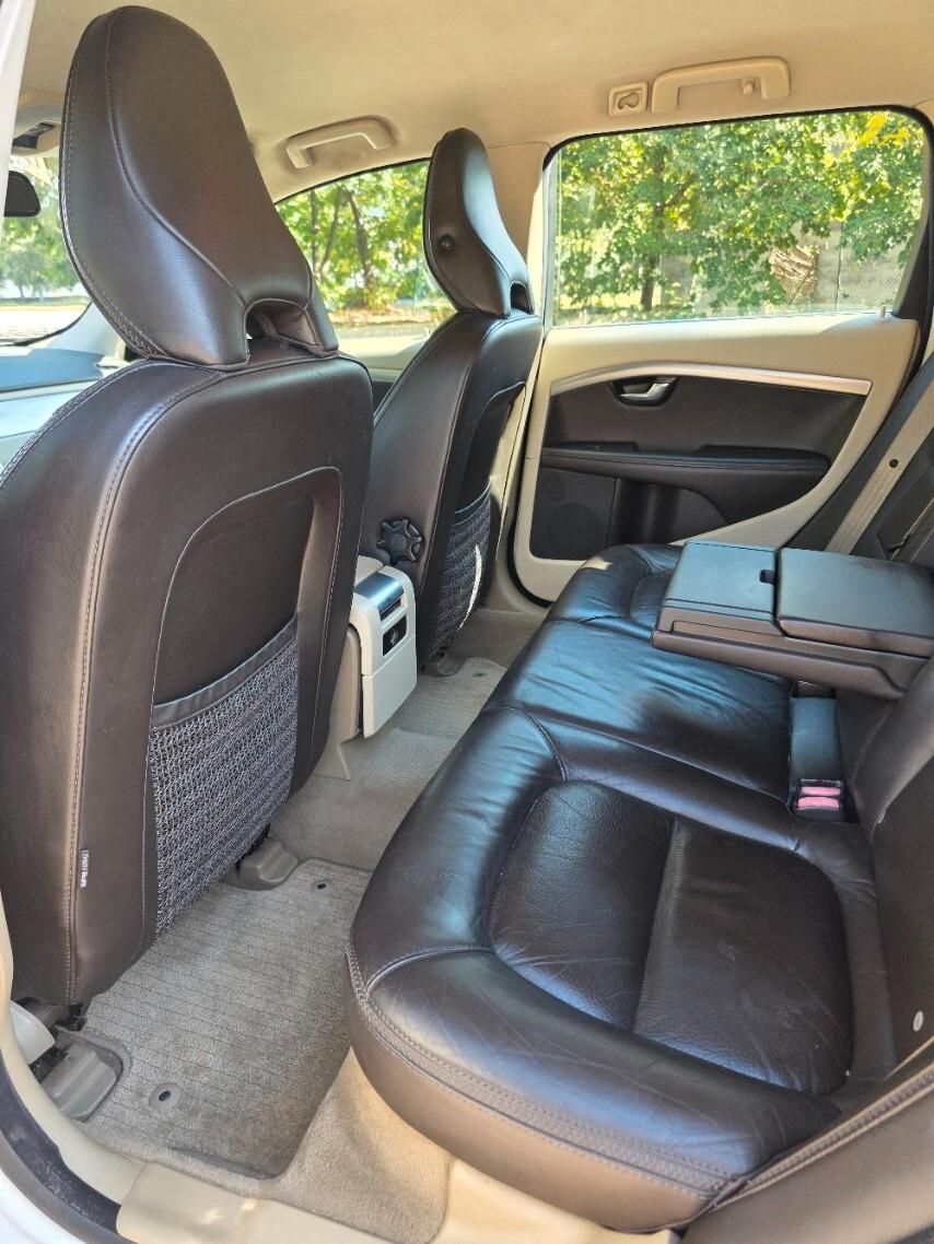 Volvo XC 70 XC70 D3 Geartronic Summum