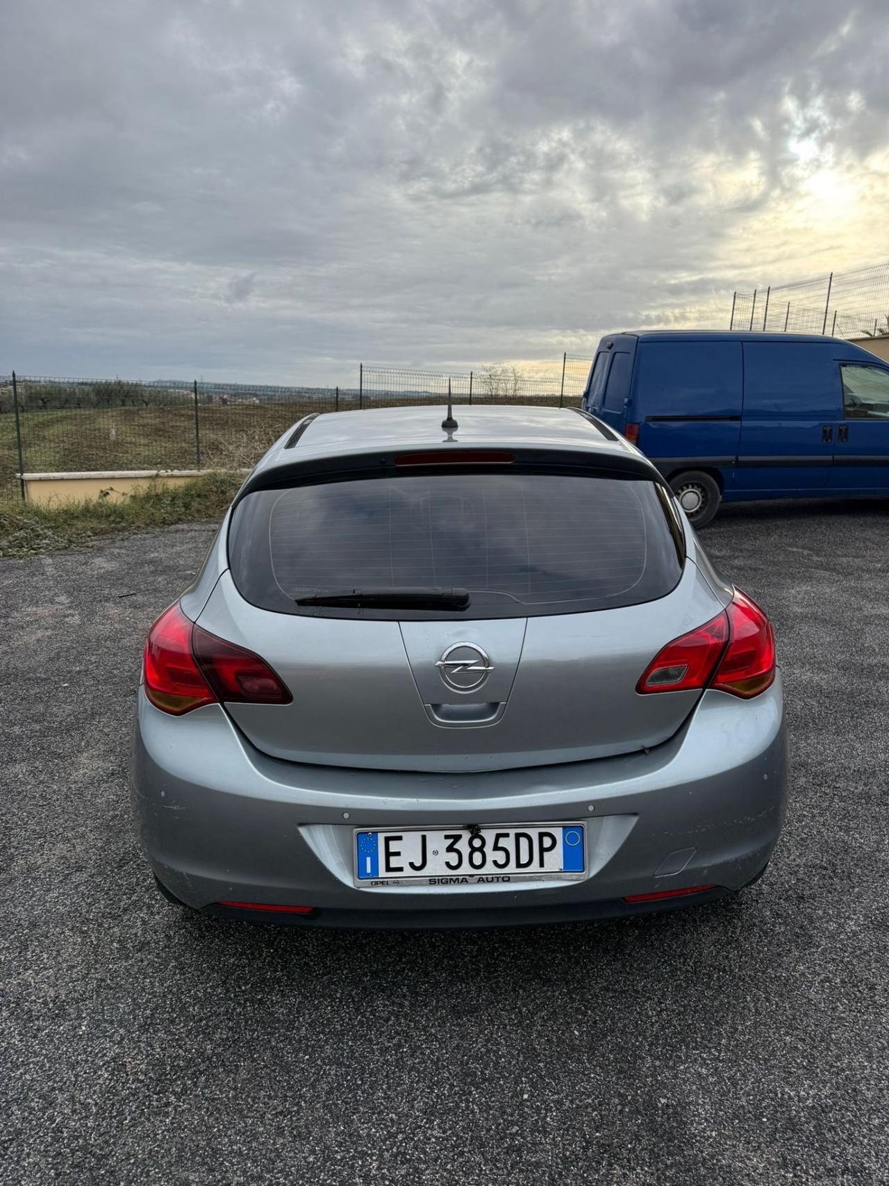 Opel Astra 1.7 CDTI 110CV 5 porte Elective