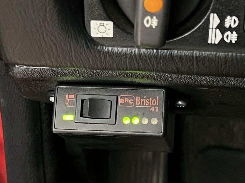 Mercedes-Benz 190 2.0