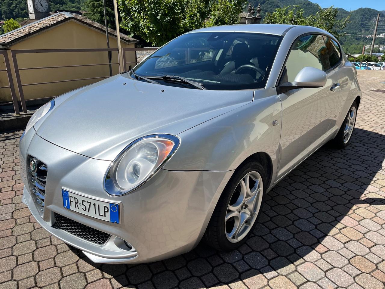 Alfa Romeo MiTo 1.4 105 CV M.air S&S Distinctive Sport Pack