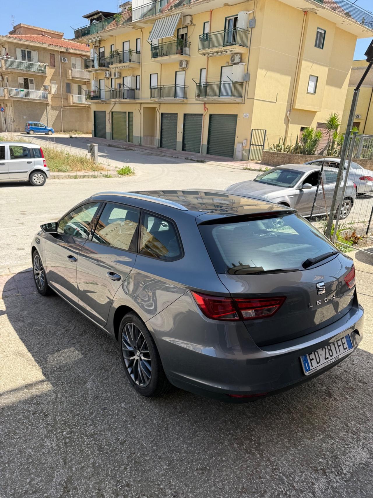Seat Leon 1.6 TDI 110 CV DSG ST Start/Stop Style