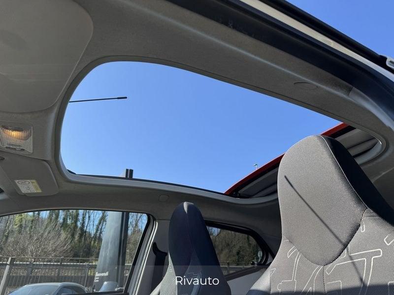 Toyota Aygo 1.0 VVT-i x-wave orange