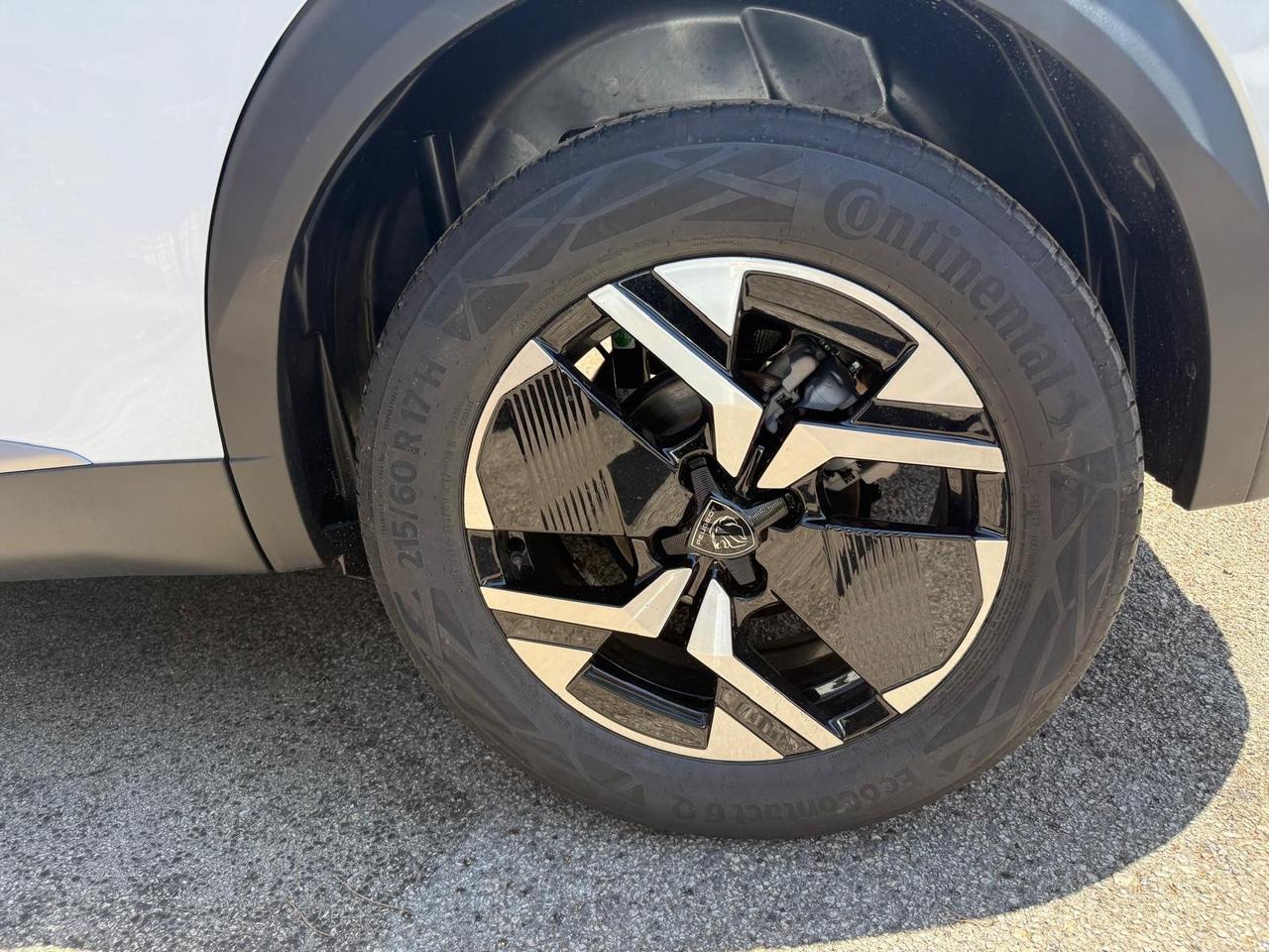 Peugeot 2008 Hybrid 145 e-DCS6 GT *PROMO*