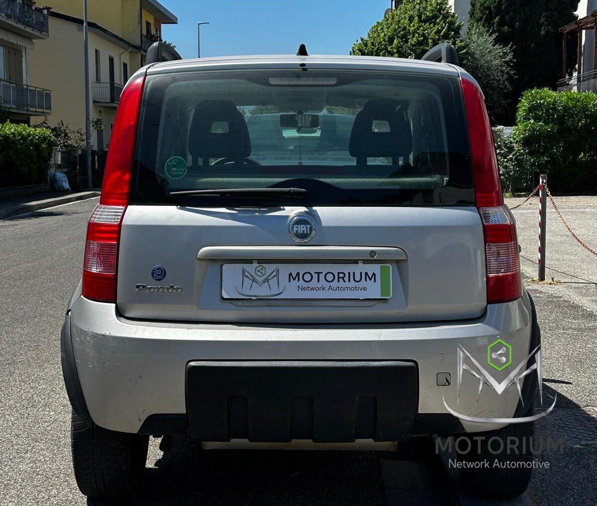 Fiat Panda 4x4 1.2cc climbing