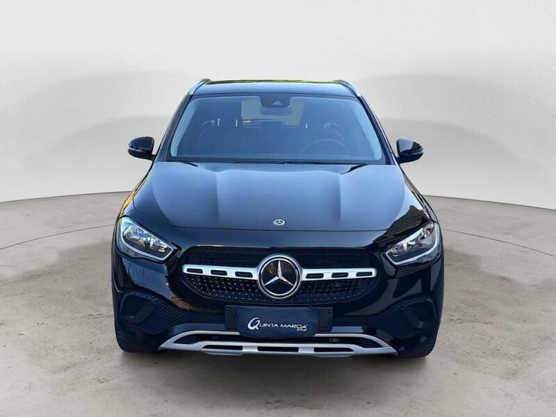 Mercedes-Benz GLA 200d AUTO/RETROCAM.