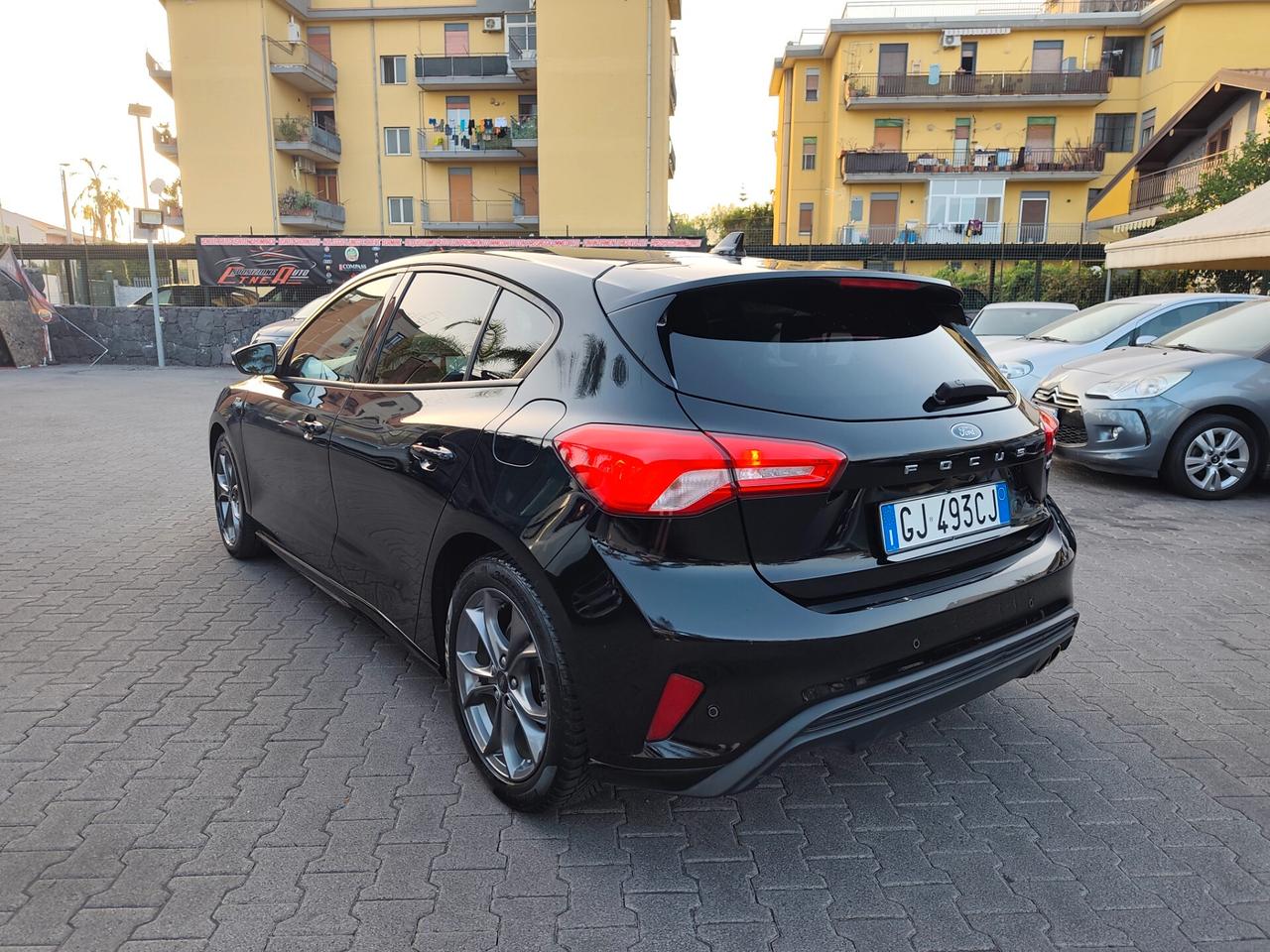 Ford Focus 1.0 EcoBoost Hybrid 125 CV 5p. ST-Line X