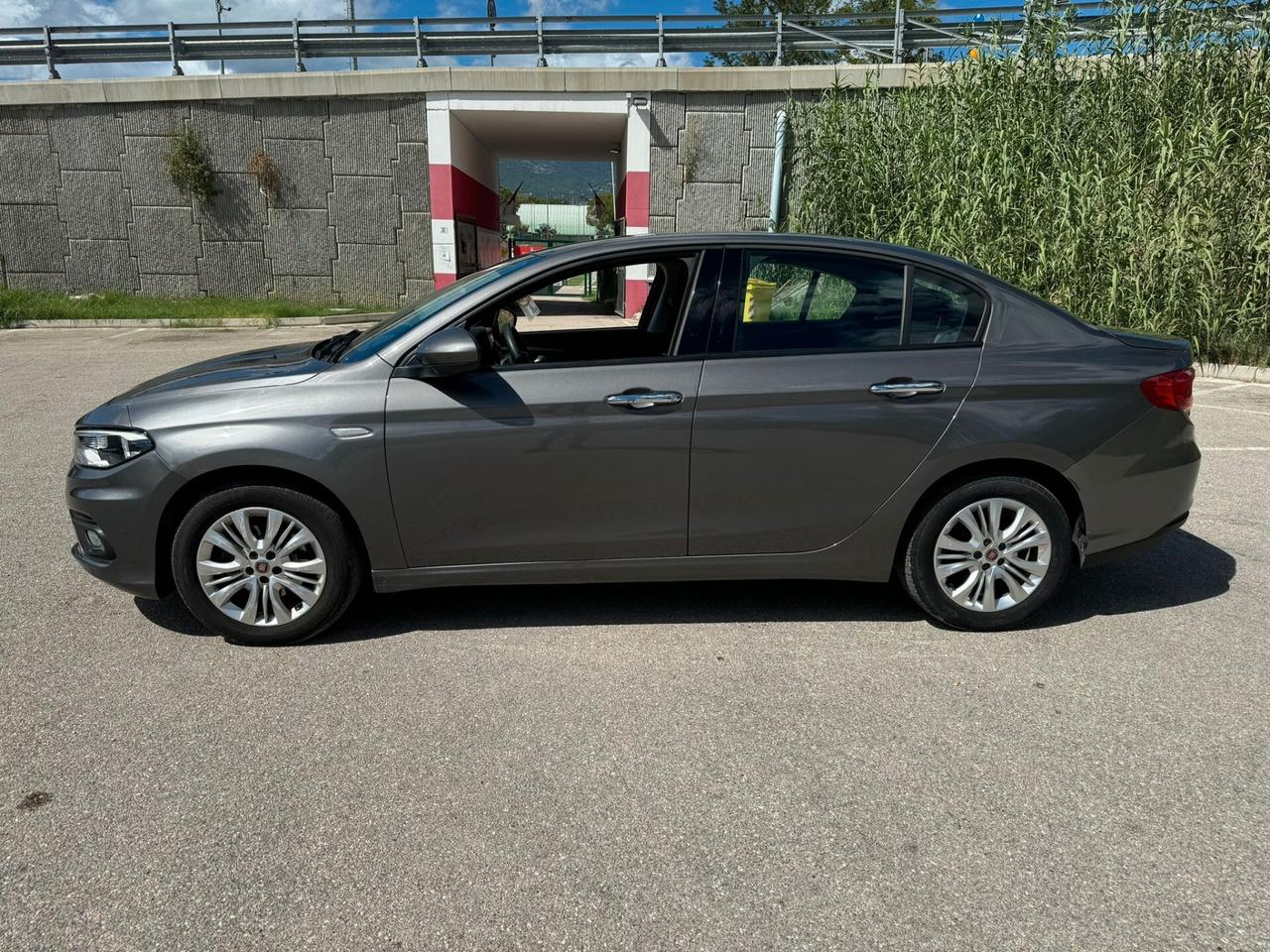 FIAT Tipo 1.4 Opening Edition 70Kw 5P 6M - 2016