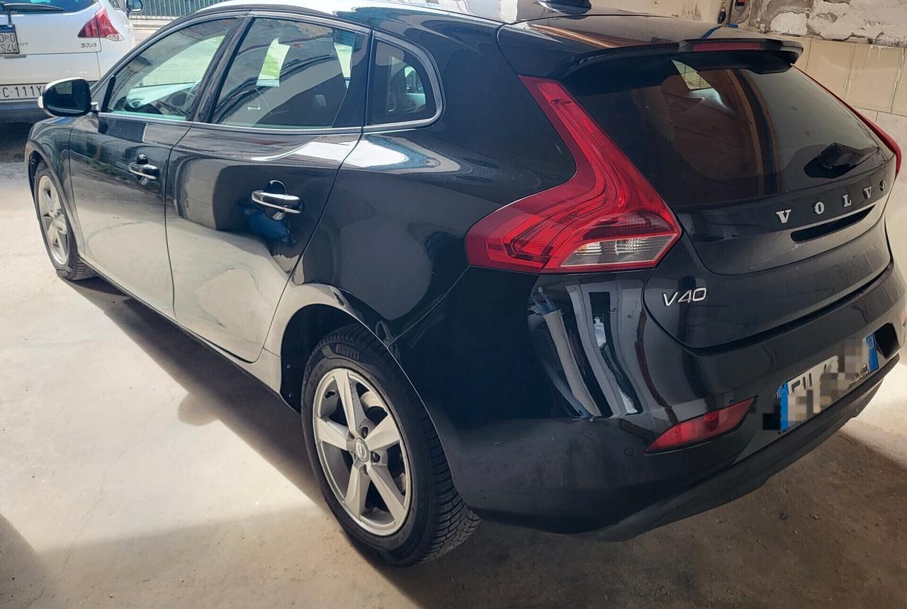 Volvo V40 D2 Momentum