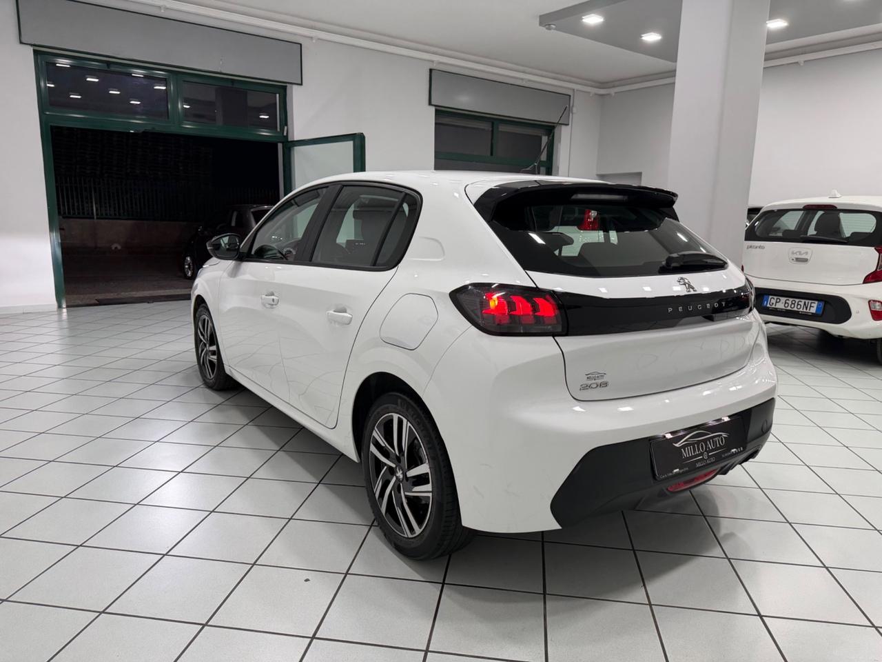 Peugeot 208 BlueHDi 100 Stop&Start 5 porte Allure
