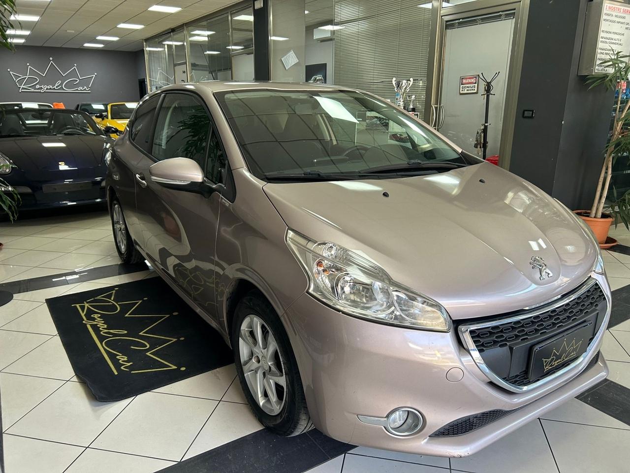 Peugeot 208 1.4 HDi 68 CV 3 porte Active