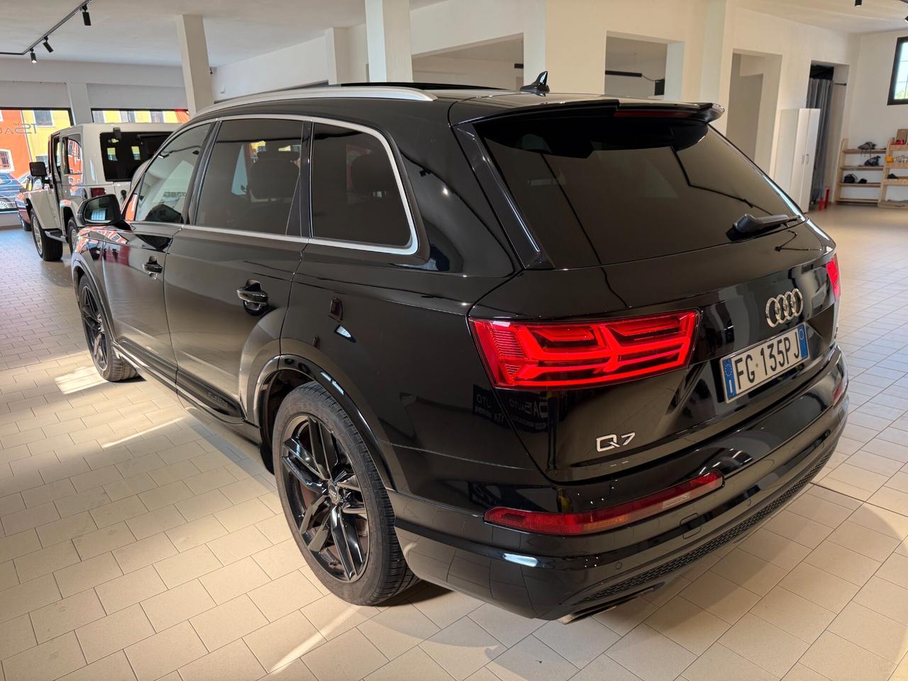 Audi Q7 3.0 TDI 272 CV quattro tiptronic S-line *MOTORE SOSTITUITO* 7 Posti