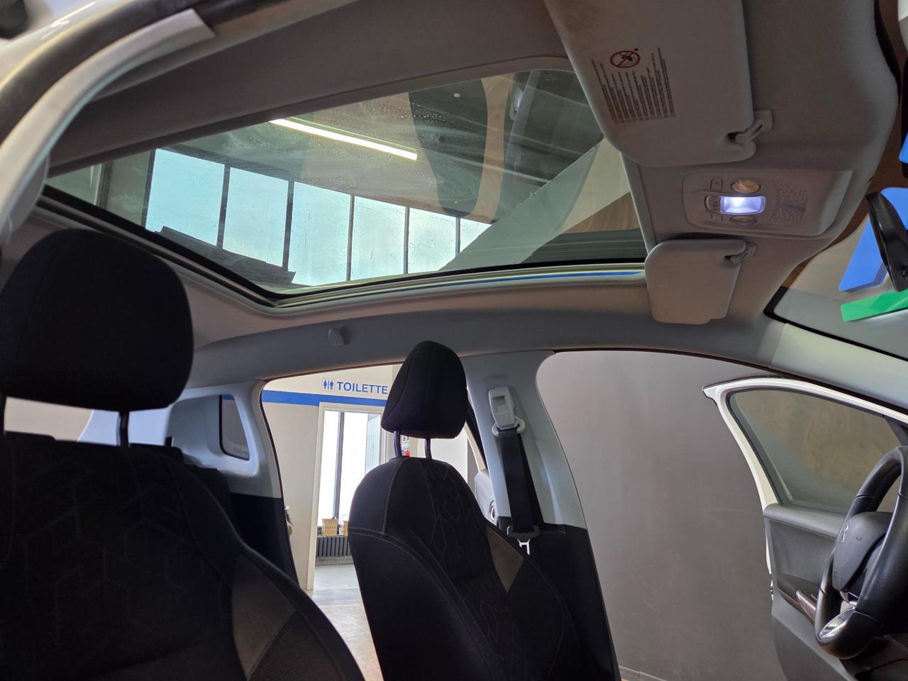 Peugeot 2008 2008 1.2 puretech (vti) 12v Allure 82cv X COMMERCIANTE