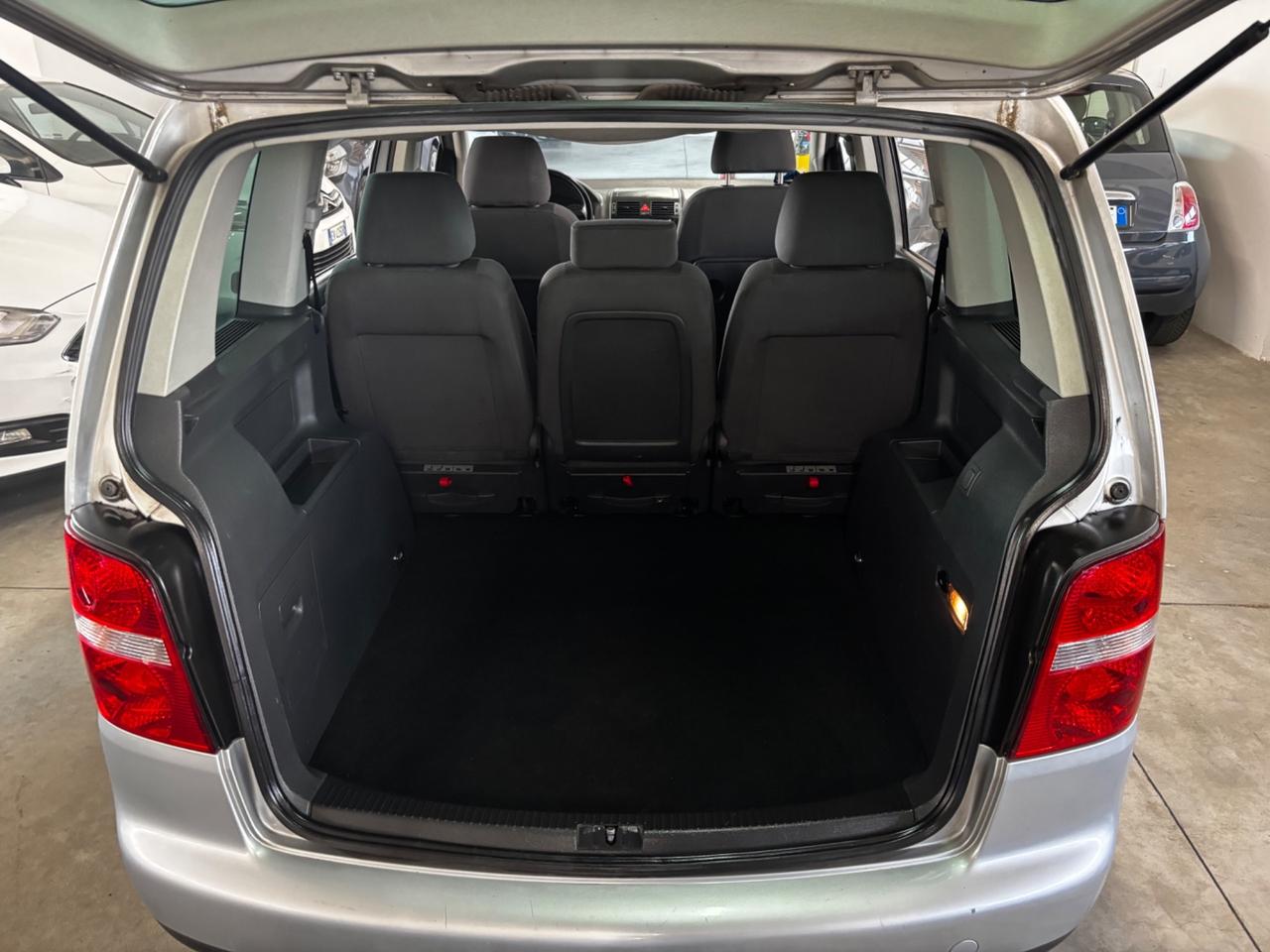 Volkswagen Touran 2.0 TDI PREZZO FISSO