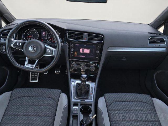 VOLKSWAGEN Golf 1.5 *R-LINE* BlueMotion Technology
